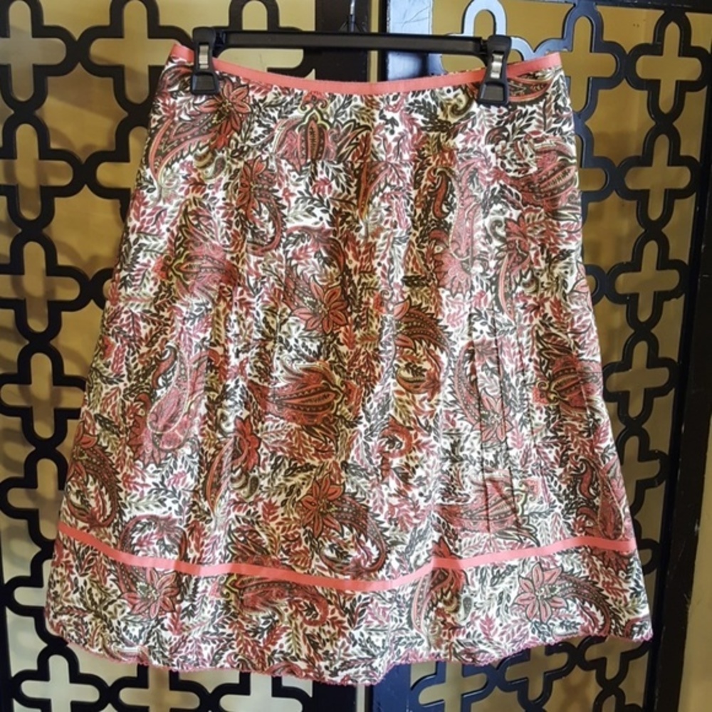 ANN TAYLOR AUTUMN COLORS SKIRT SIZE 4‎ All Cotton PAISLEY FLORAL CORAL GREEN